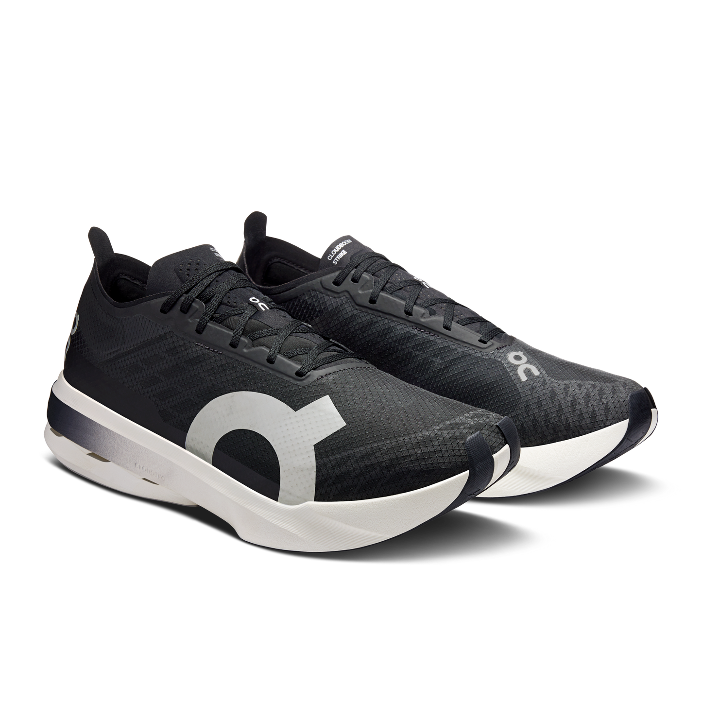 Cloudboom Strike - Black | White